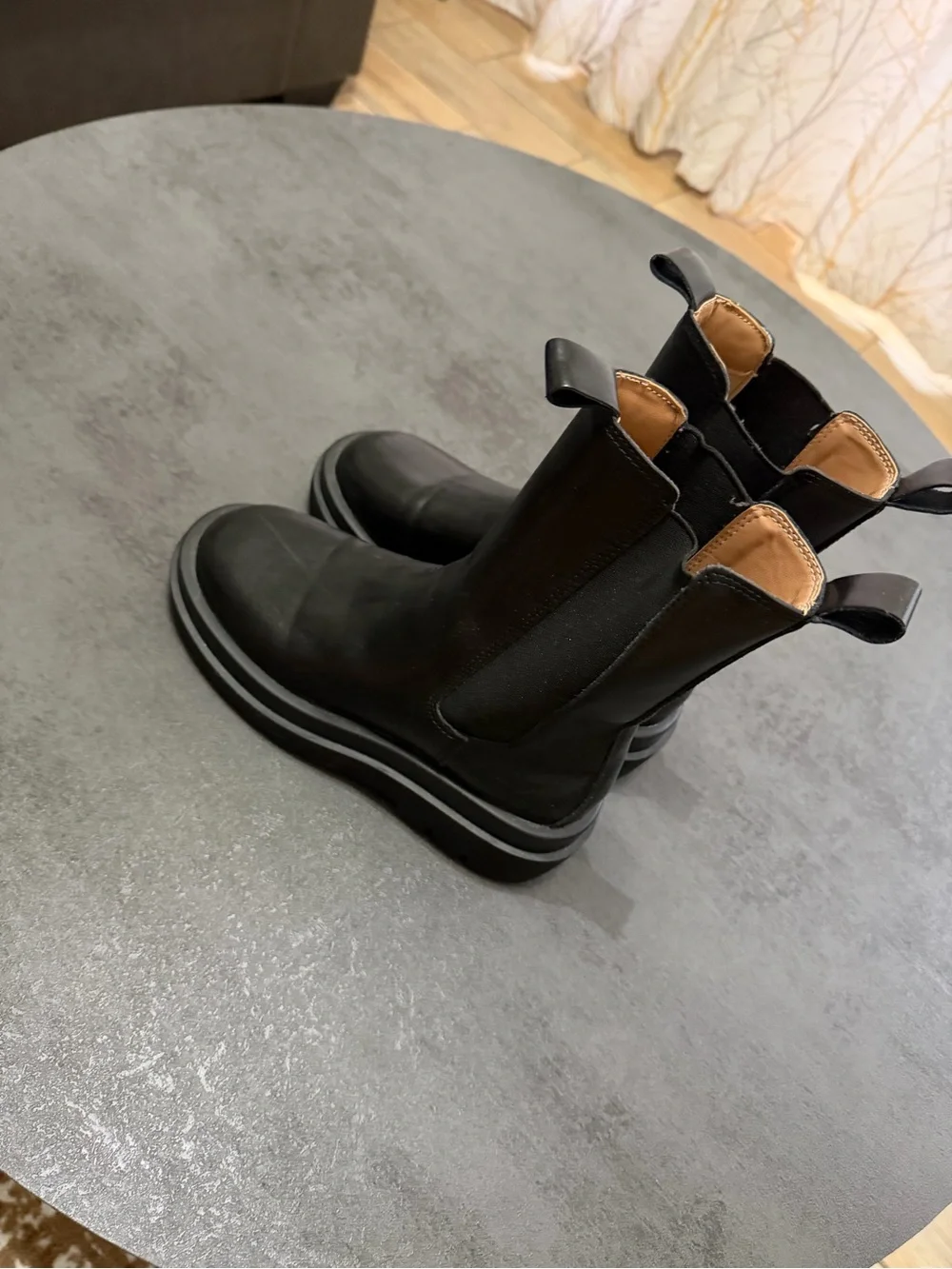 Men's Black Leather Chelsea Boots